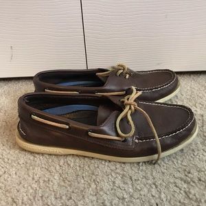Sperrys Brown